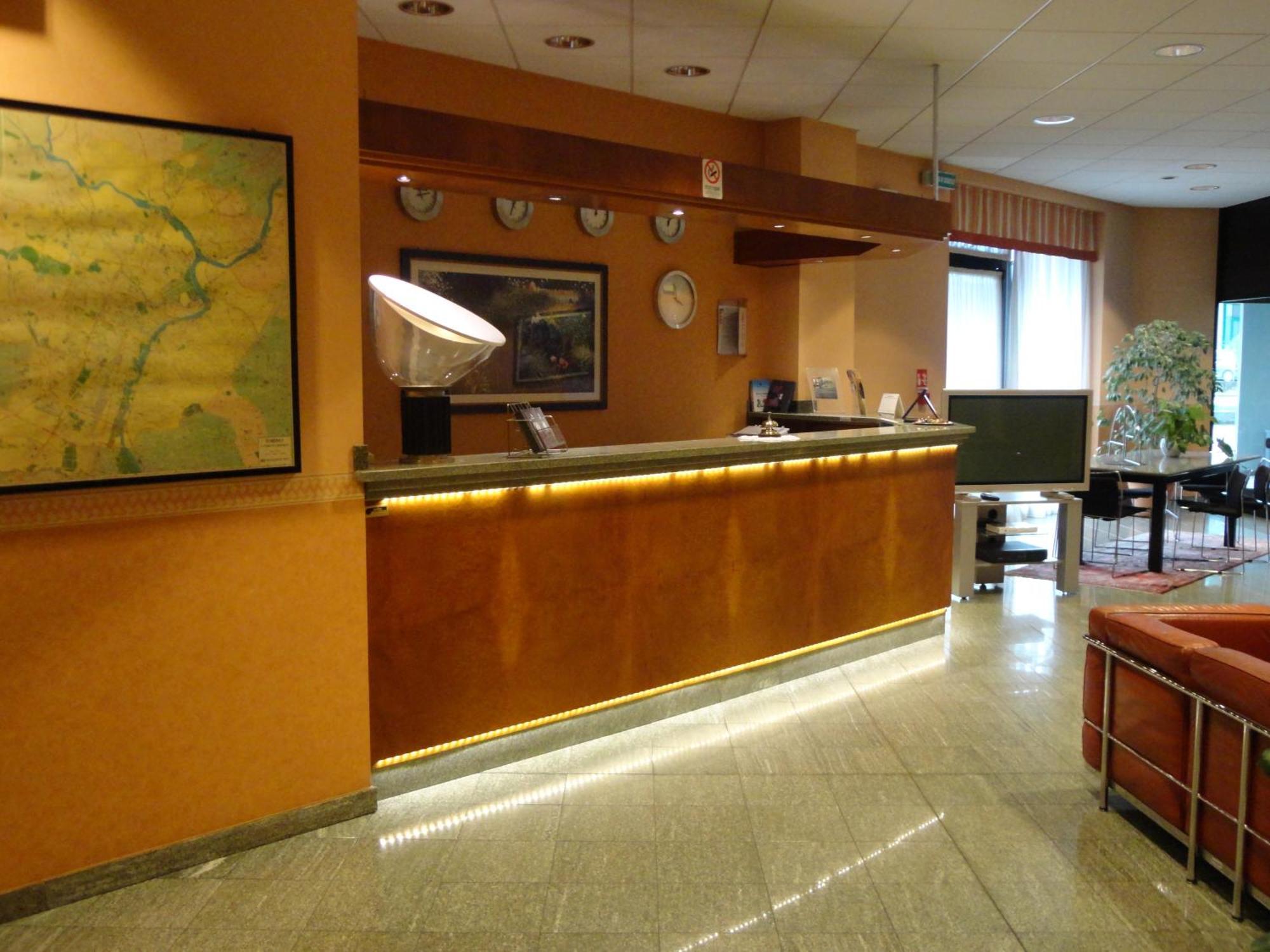 Gotha Hotel Turin Airport Ciriè Exteriör bild