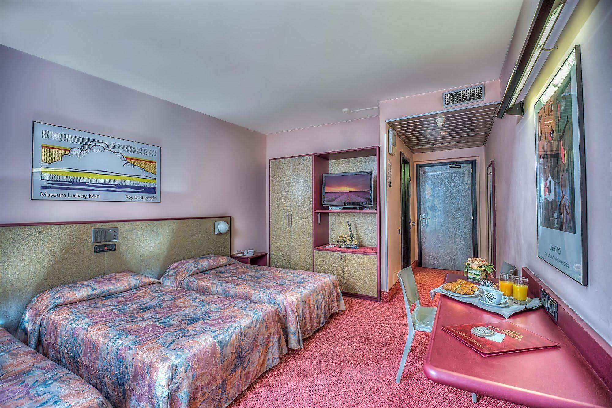 Gotha Hotel Turin Airport Ciriè Exteriör bild
